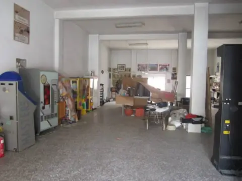 Local comercial en La Garroba