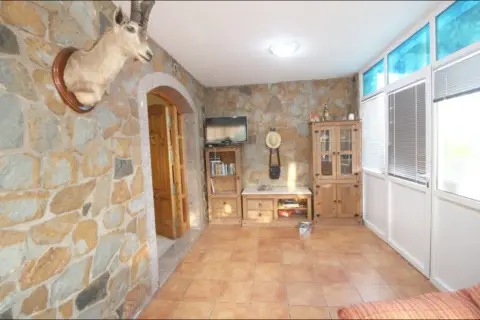 Chalet en La Alcana