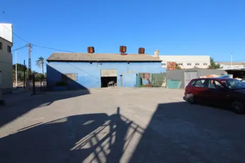 Nave industrial en Carretera del Leon