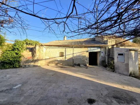 Casa en Abanilla