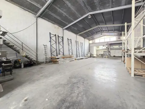 Nave industrial en Las Fuentes - los Cipreses