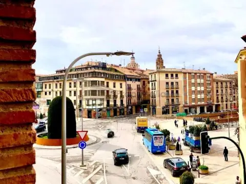 Piso en Avenida Navarra