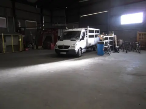 Nave industrial en El Castillo