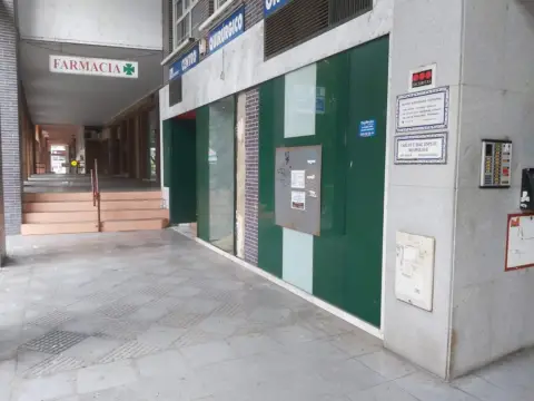 Local comercial en La Palmera