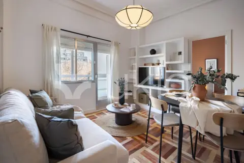 Piso en calle de Víctor Andrés Belaúnde