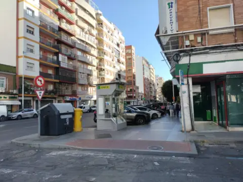 Local comercial en Avenida del Alcalde Federico Molina Orta
