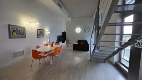 Loft en Carrer de la Creu Roja, 1