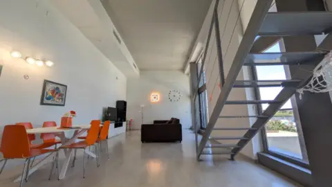 Loft en Carrer de la Creu Roja, 1