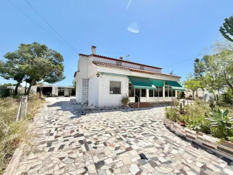 Chalet en La Huerta