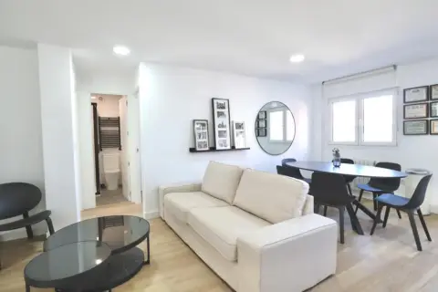 Piso en calle de Augusto González Linares