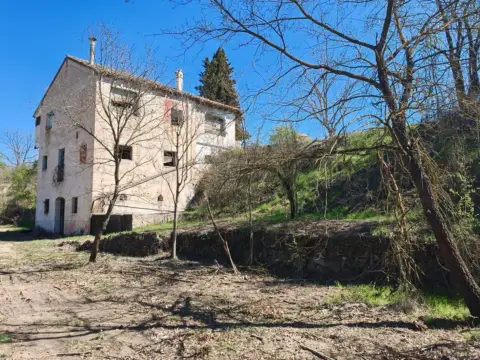 Finca rústica en calle Parelladas