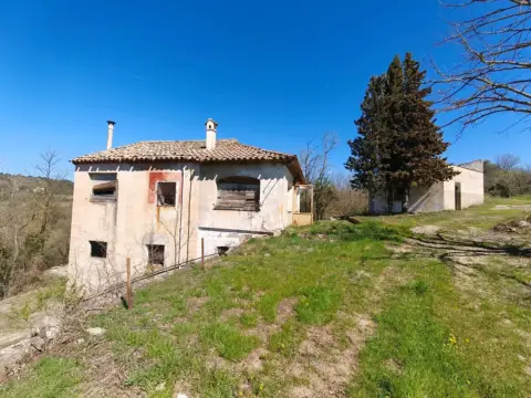 Finca rústica en calle Parelladas