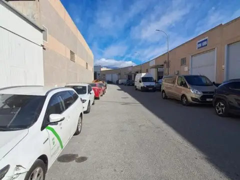 Nave industrial en calle Poligono Industrial La Peña