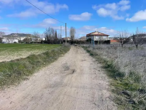 Terreno en Autovía de Pinares