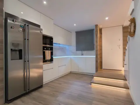 Casa adosada en calle de los Arrayanes