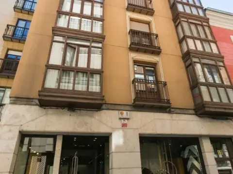 Piso en calle de la Pasión