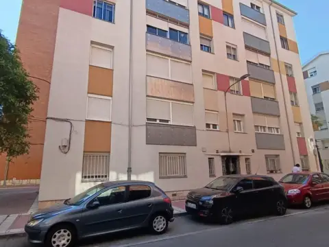 Piso en Rondilla - Santa Clara