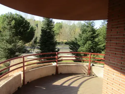 Piso en calle de Bolivia