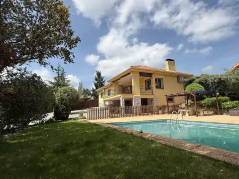 Chalet en Camping Valdemorillo