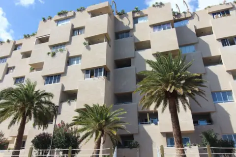 Piso en Avenida Maritima