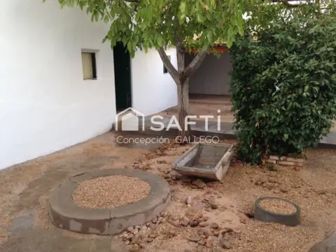 Finca rústica en Cinco Casas
