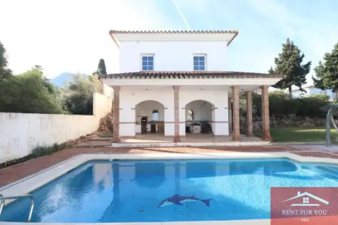 Chalet en Alhaurín El Grande