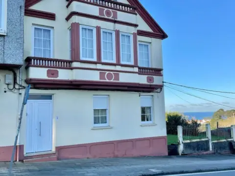 Casa pareada en calle Av. del Almte. Pedro Fernández Martín, nº 1