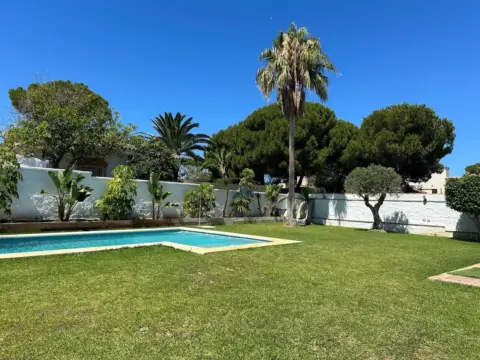 Chalet en Vistahermosa