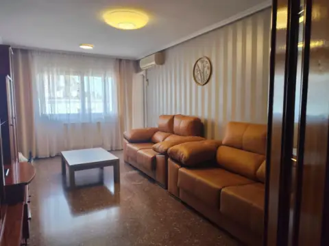 Piso en calle del Arcipreste de Hita