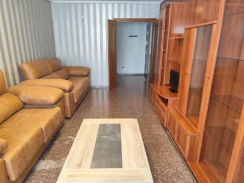 Piso en calle del Arcipreste de Hita