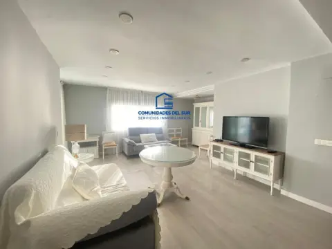 Piso en Barriada - Corte Inglés