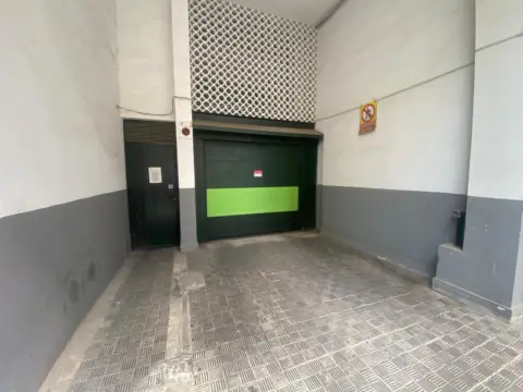 Garaje en Avenida