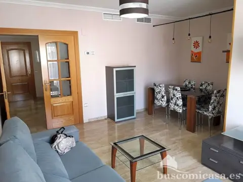 Piso en calle Martínez de la Rosa