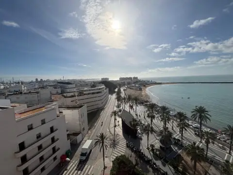 Piso – Cádiz Capital