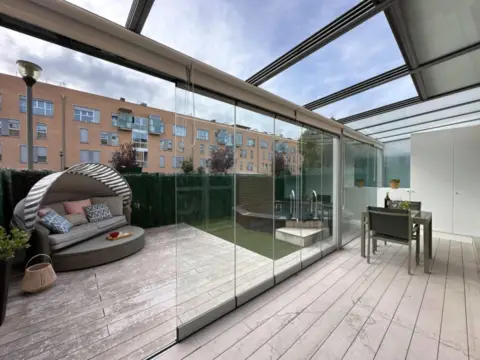 Dúplex en calle de Francisco Javier Saenz de Oiza