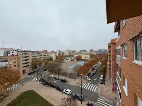 Piso en calle de Pedro Arnal Cavero