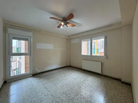 Piso en calle del Dos de Mayo