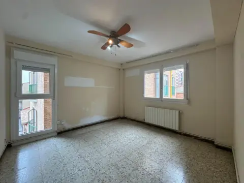 Piso en calle del Dos de Mayo