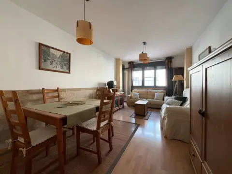 Piso en calle de la Algecería