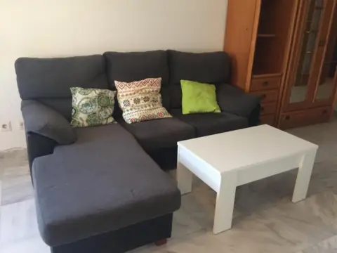 Estudio en Paseo Marítimo