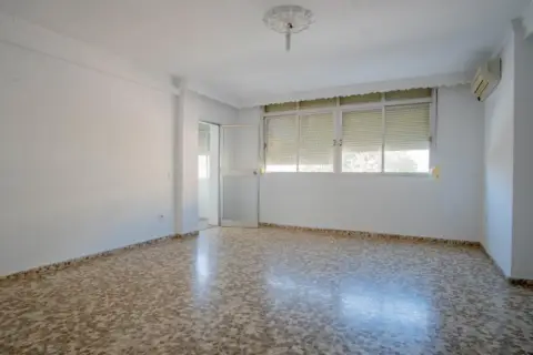Piso en calle Ramon Menendez Pidal