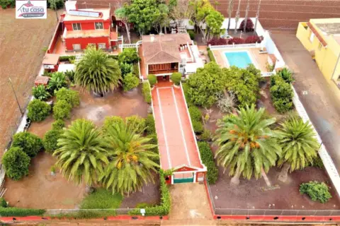 Chalet en calle Santa Cristina