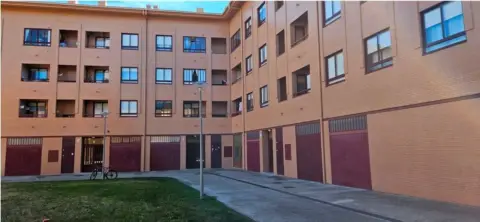 Piso en Plaza de las Encartaciones, 9