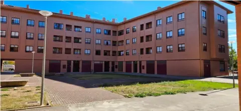 Piso en Plaza de las Encartaciones, 9