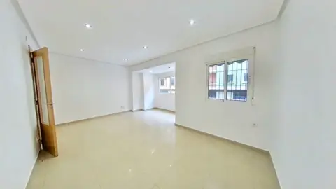 Piso en Montolivet