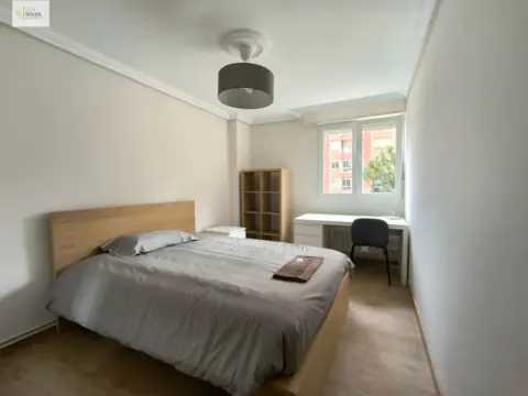 Piso en Alisal - Cazoña - San Román