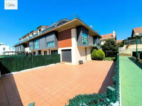 Dúplex en Urbanización Portonovo