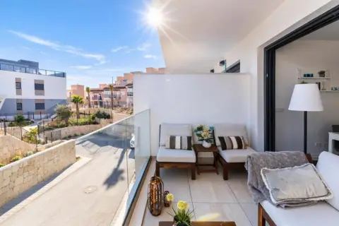 Casa pareada en Carrer de Canarias