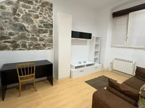 Piso en calle Luzarra