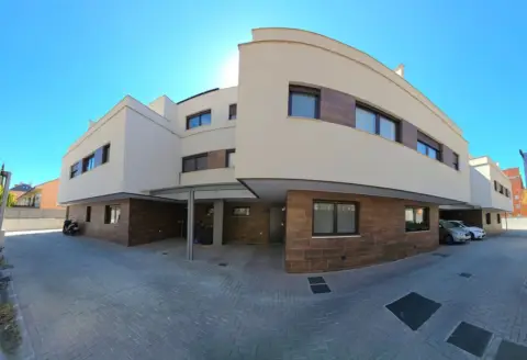 Casa adosada en calle de la Ronda Fiscal